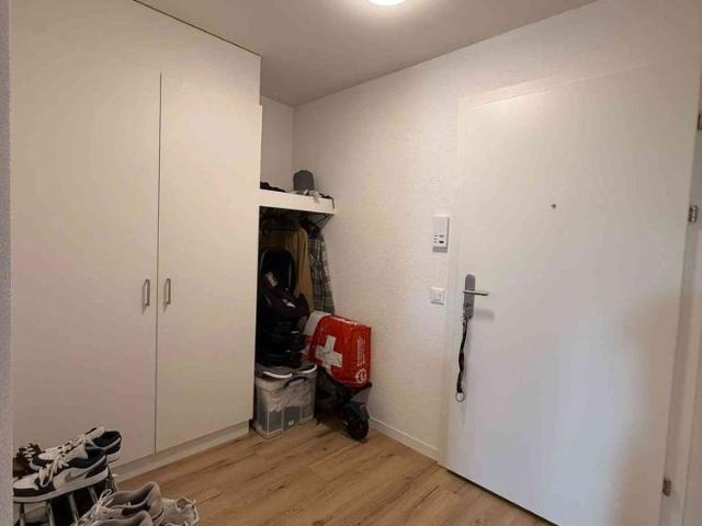 2.5 Zimmer, 64 m², 2. Stock
