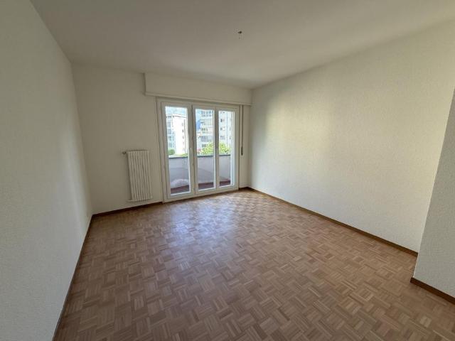 2.5 Zimmer, 64 m², 2. Stock