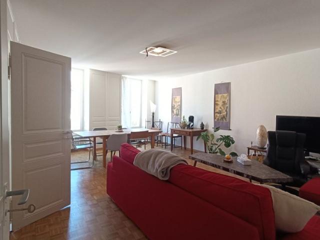 2.5 Zimmer, 64 m²