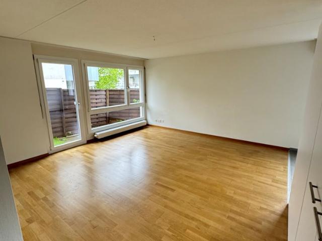 2.5 Zimmer, 65 m², 1. Stock