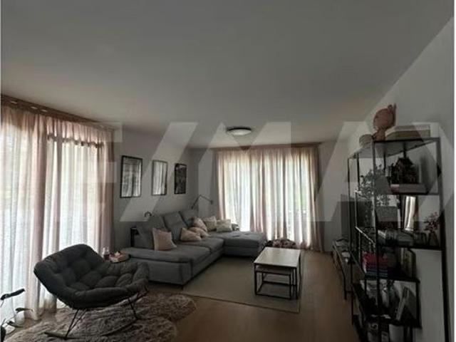 2.5 Zimmer, 65 m², 1. Stock