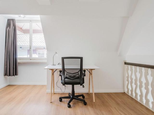 2.5 Zimmer, 65 m², 1. Stock
