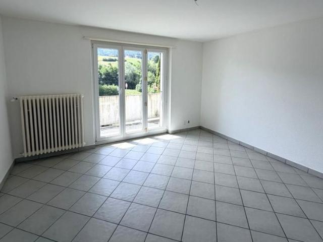 2.5 Zimmer, 65 m², 1. Stock