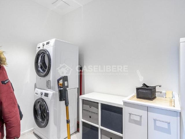 2.5 Zimmer, 65 m², 1. Stock