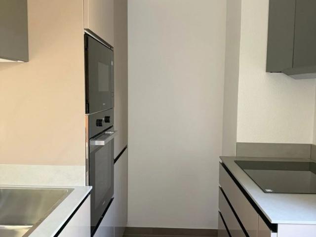 2.5 Zimmer, 65 m², 1. Stock