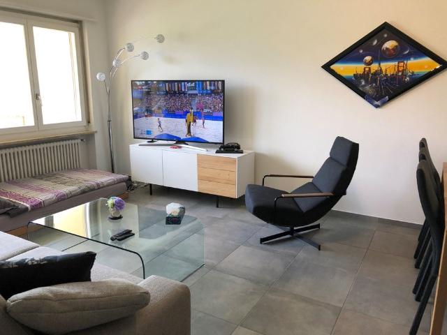 2.5 Zimmer, 65 m², 1. Stock