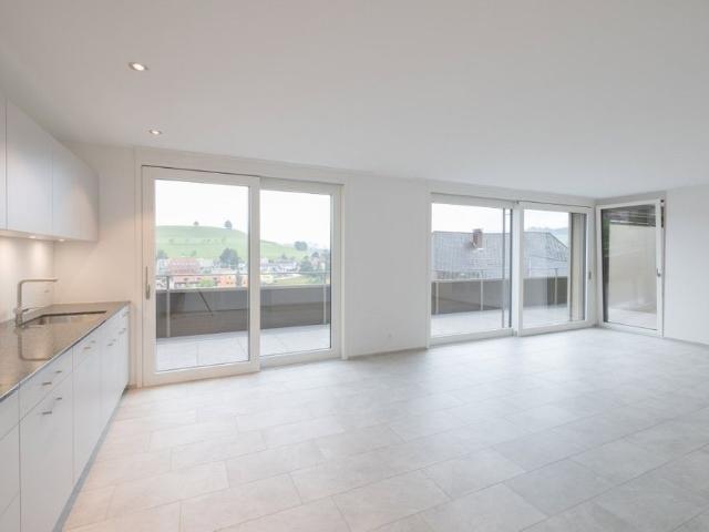 2.5 Zimmer, 65 m², 1. Stock
