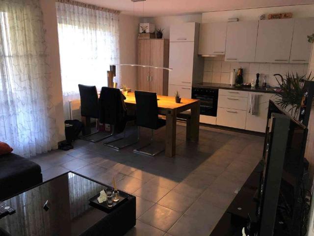 2.5 Zimmer, 65 m², 1. Stock