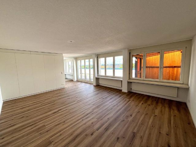 2.5 Zimmer, 65 m², 2. Stock