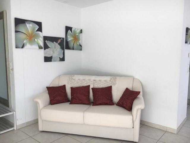 2.5 Zimmer, 65 m², 2. Stock
