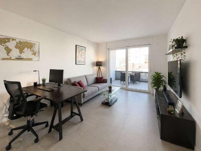 2.5 Zimmer, 65 m², 2. Stock