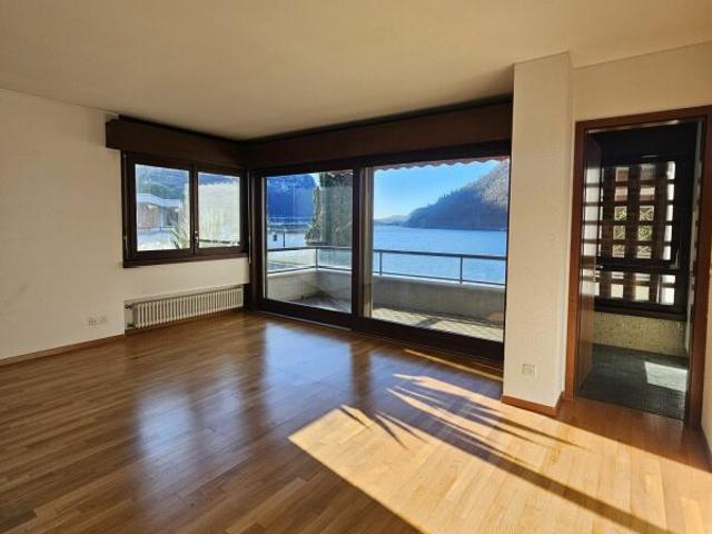 2.5 Zimmer, 65 m², 2. Stock