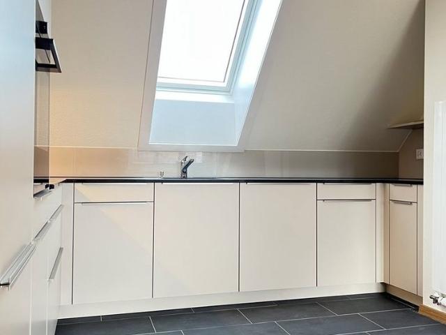 2.5 Zimmer, 65 m², 4. Stock