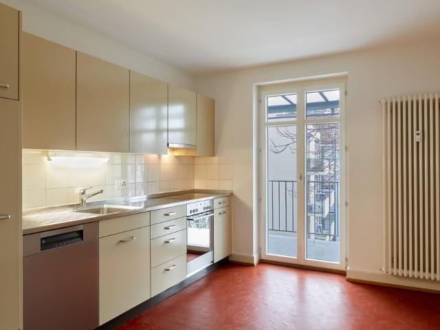 2.5 Zimmer, 65 m², 4. Stock