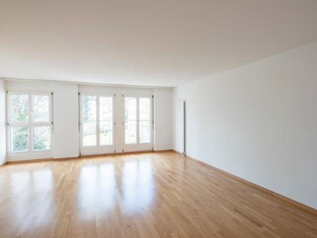 2.5 Zimmer, 65 m², 4. Stock