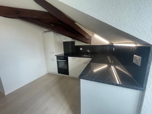 2.5 Zimmer, 65 m², 4. Stock