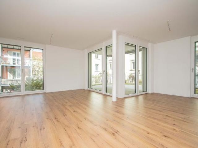 2.5 Zimmer, 65 m², EG