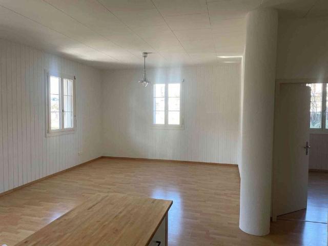 2.5 Zimmer, 65 m², EG