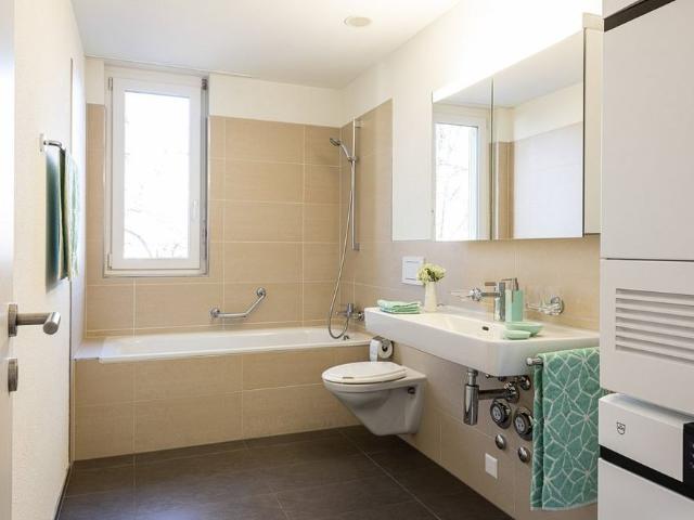 2.5 Zimmer, 66 m², 2. Stock