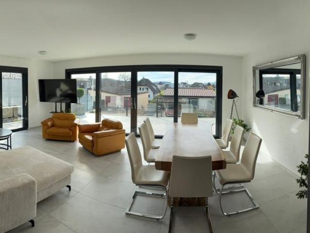 2.5 Zimmer, 67 m², 1. Stock