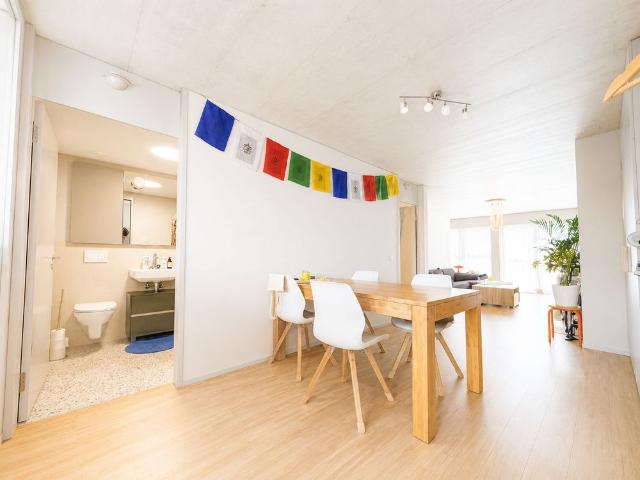 2.5 Zimmer, 67 m², 1. Stock