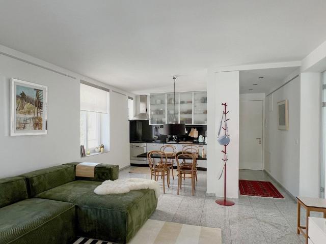 2.5 Zimmer, 68 m², 1. Stock