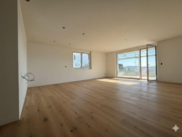 2.5 Zimmer, 69 m², 1. Stock