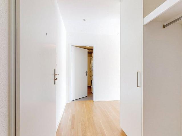 2.5 Zimmer, 69 m², 1. Stock