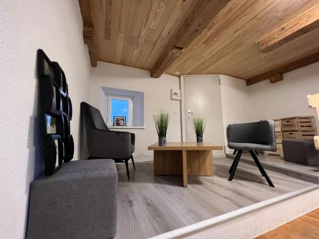 2.5 Zimmer, 69 m², 2. Stock