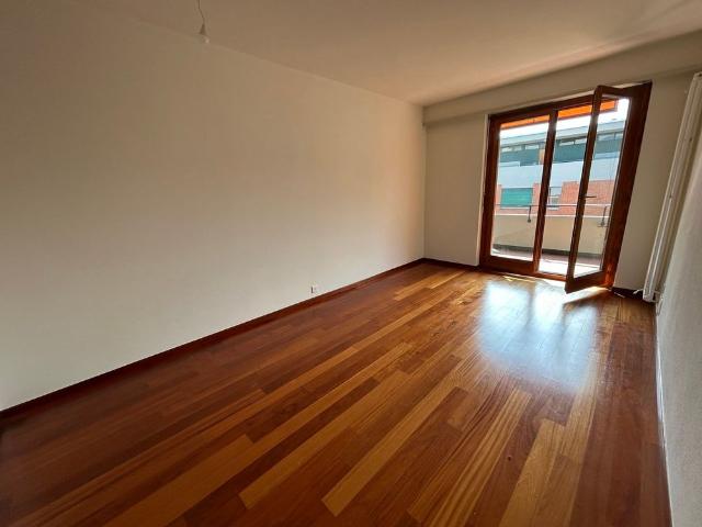 2.5 Zimmer, 60 m², 3. Stock