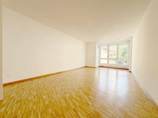 2.5 Zimmer, 60 m², 3. Stock