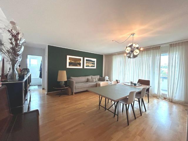 2.5 Zimmer, 60 m², 3. Stock