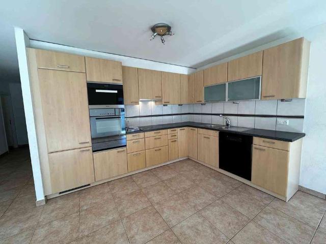 2.5 Zimmer, 60 m², 1. Stock