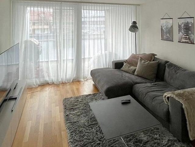 2.5 Zimmer, 60 m², 1. Stock
