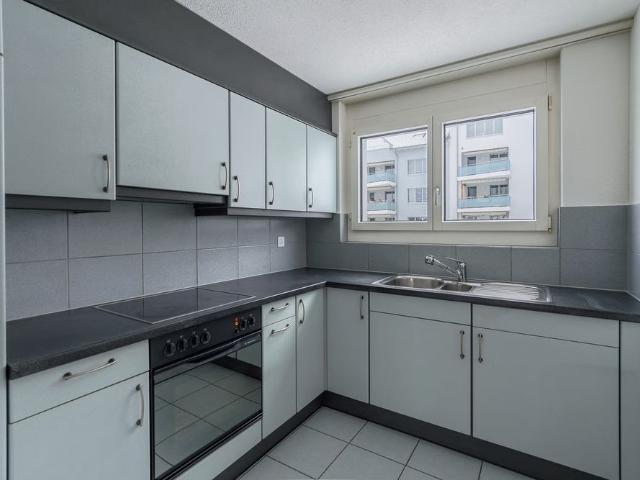 2.5 Zimmer, 60 m², 1. Stock