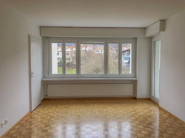2.5 Zimmer, 60 m², 1. Stock