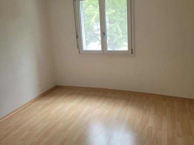 2.5 Zimmer, 60 m², 1. Stock