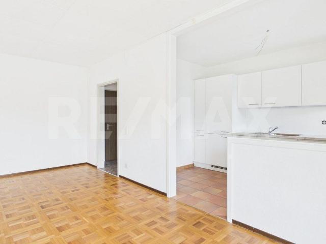 2.5 Zimmer, 60 m², 1. Stock