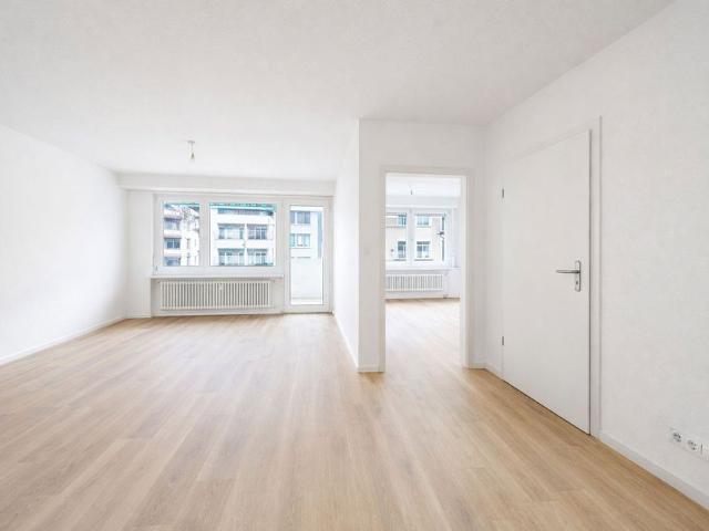 2.5 Zimmer, 60 m², 1. Stock