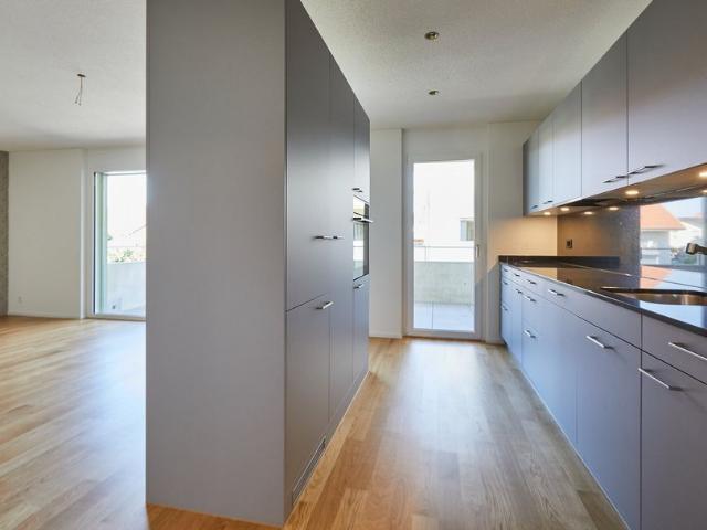 2.5 Zimmer, 60 m², 1. Stock