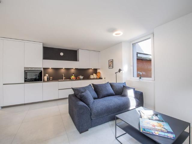 2.5 Zimmer, 60 m², 1. Stock