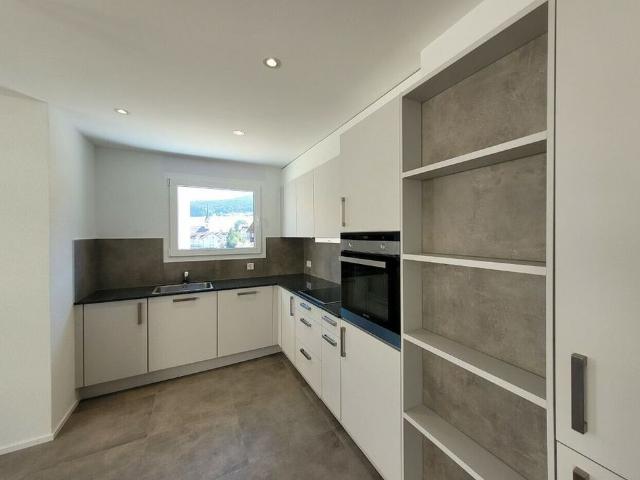 2.5 Zimmer, 60 m², 1. Stock
