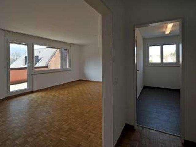 2.5 Zimmer, 60 m², 2. Stock