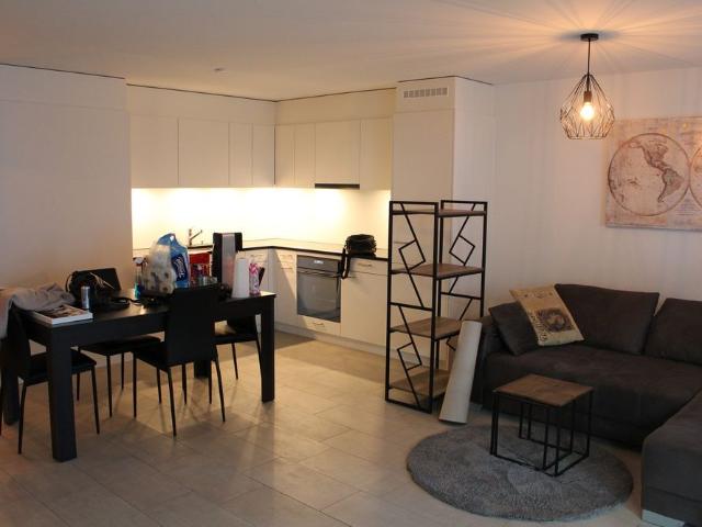 2.5 Zimmer, 60 m², 2. Stock