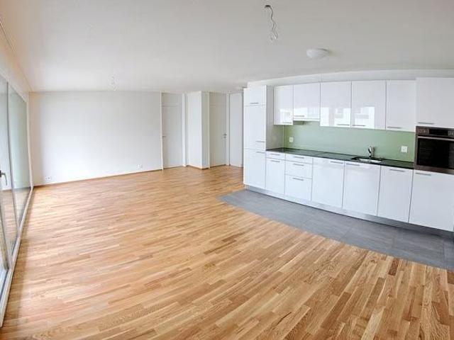 2.5 Zimmer, 60 m², 2. Stock