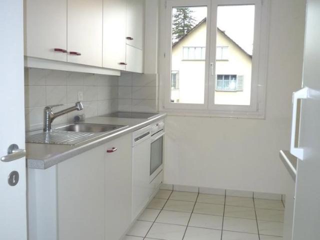 2.5 Zimmer, 60 m², 2. Stock