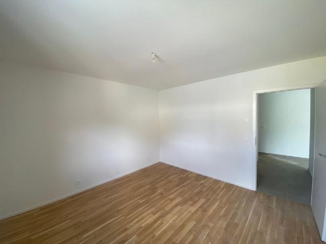 2.5 Zimmer, 60 m², 2. Stock
