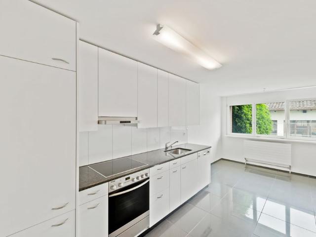 2.5 Zimmer, 60 m², 4. Stock
