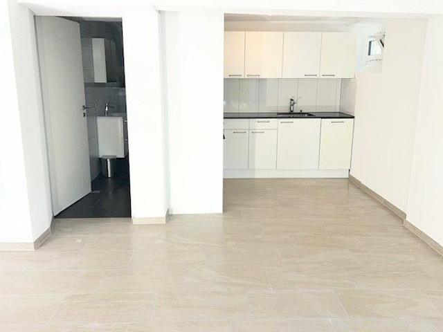2.5 Zimmer, 60 m², EG
