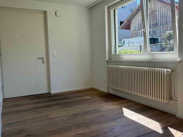 2.5 Zimmer, 60 m², EG